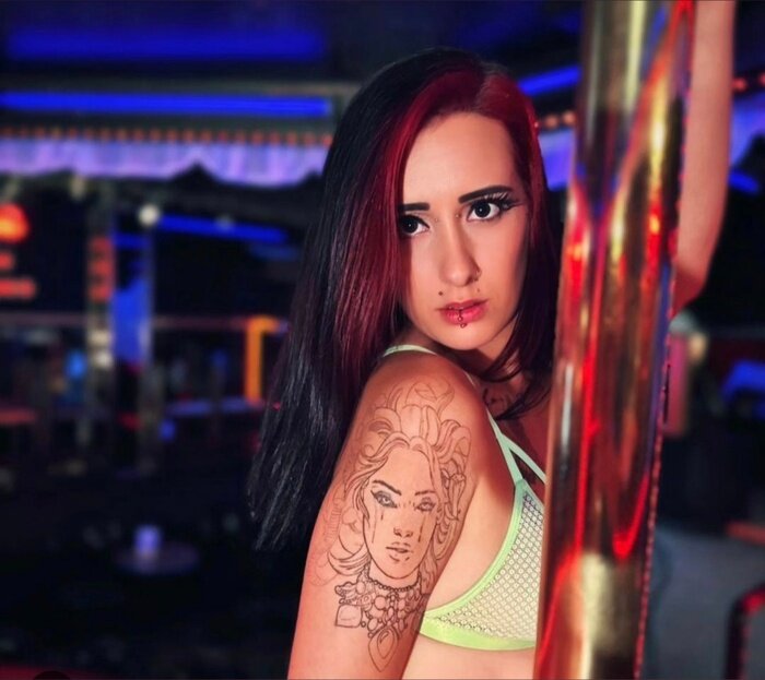 Xxkatrinaxx (@xxka_trinaxx), OnlyFans creator