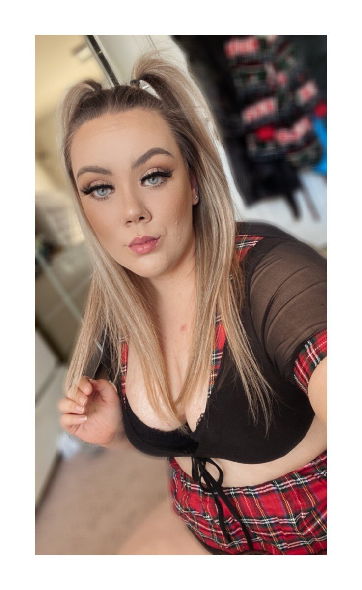 Xxshazxx (@xxshazxx), OnlyFans creator