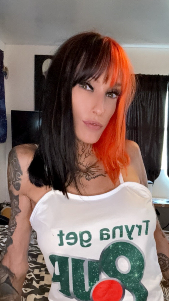 Xxxbeckyxxx12 (@xxxbeckyxxx12), OnlyFans creator