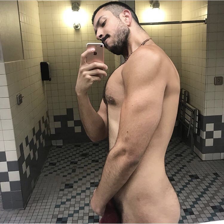 Xxxen6 (@xxxen6), OnlyFans creator