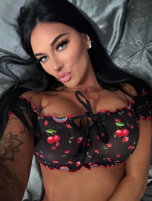 Xxxkyx (@xxxkyx), OnlyFans creator