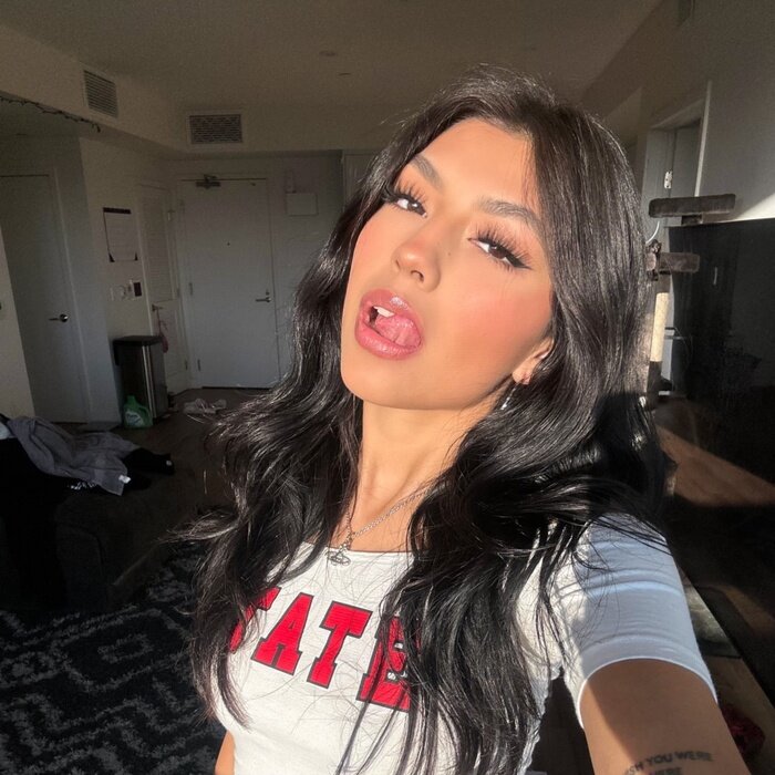 Yaelbernal3 (@yaelbernal3), OnlyFans creator