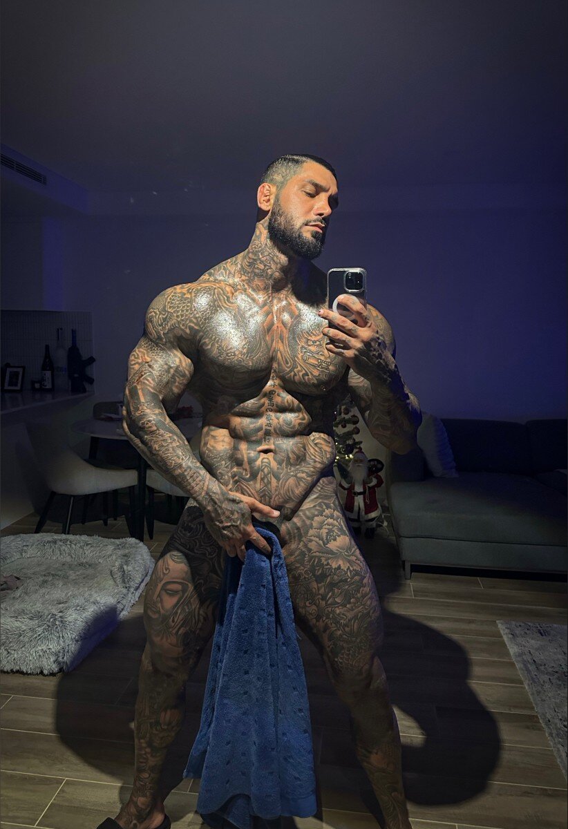 Yakiboy (@yakiboy), OnlyFans creator