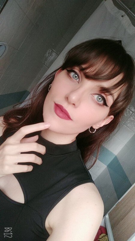 Yanderegirlfriend (@yandere_girlfriend), OnlyFans creator