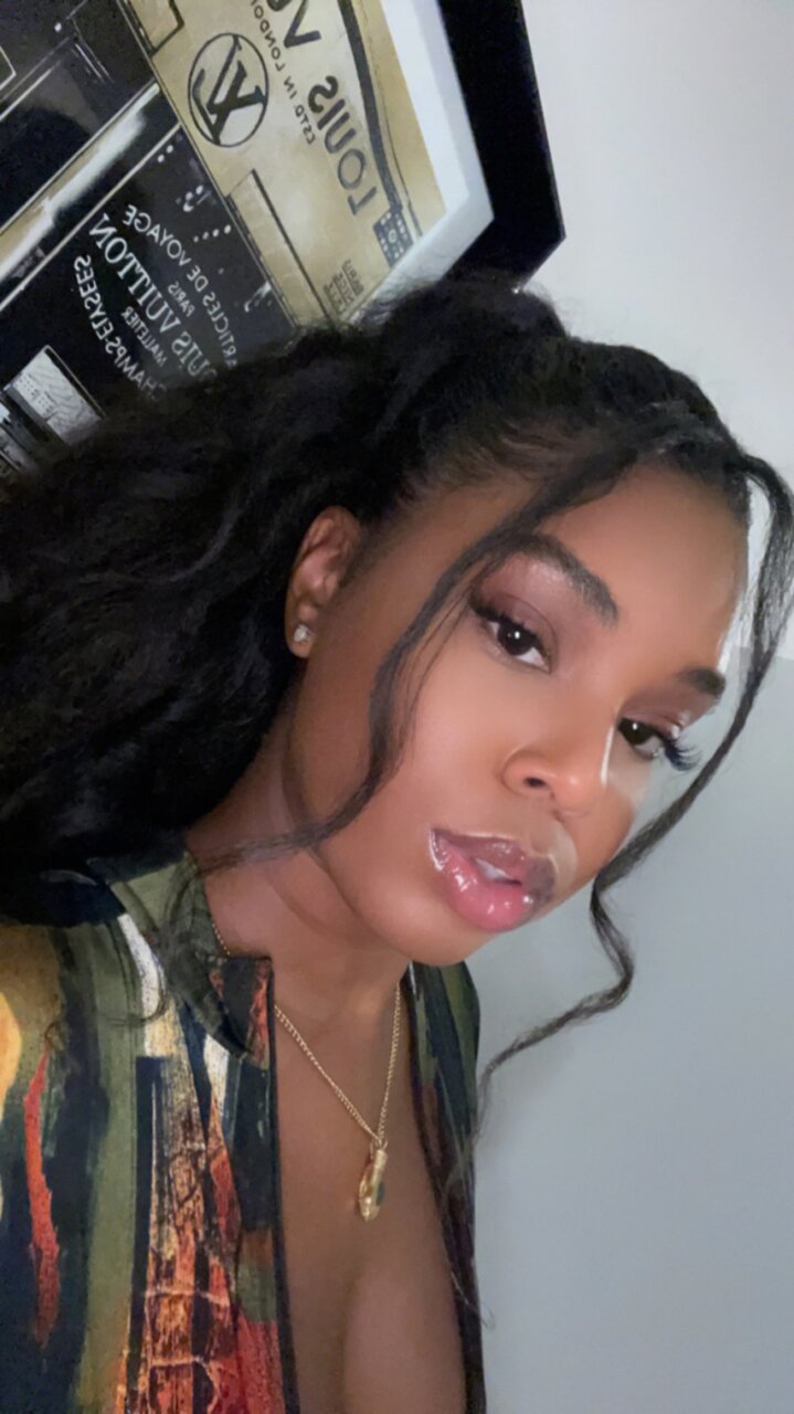 Yaskearra (@yaskearra), OnlyFans creator