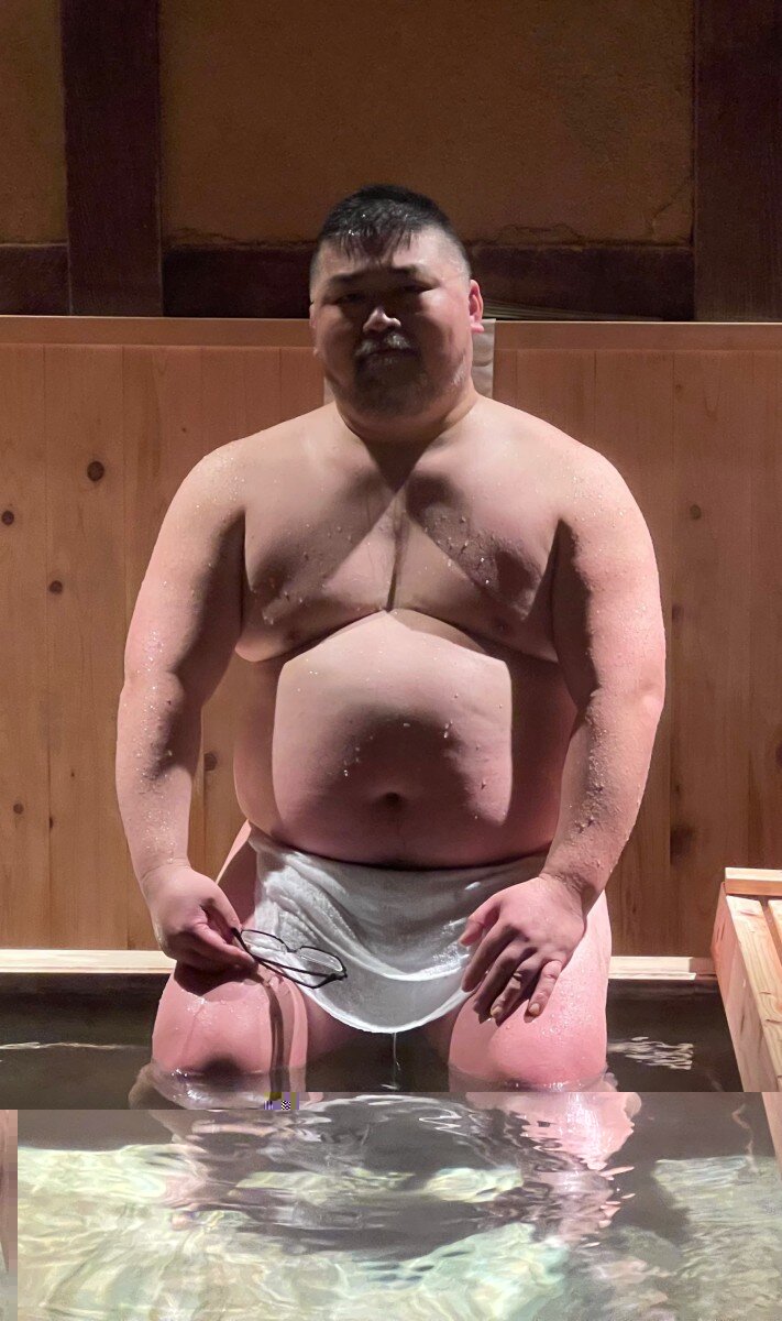 Yasuharutakemura (@yasuharutakemura), OnlyFans creator