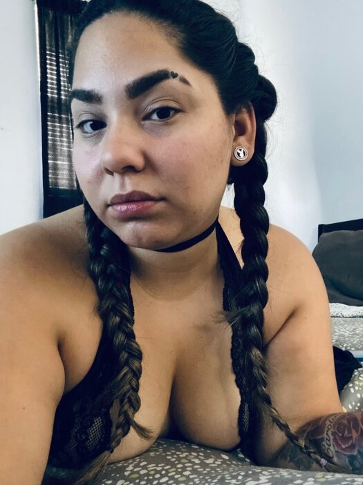 Yazchavez (@yaz_chavez), OnlyFans creator