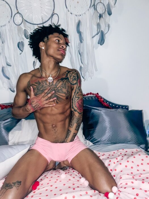 Yehhthatsaj (@yehhthatsaj), OnlyFans creator