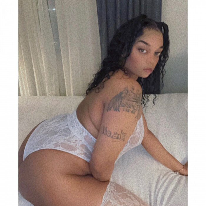 Yennthesinn (@yennthesinn), OnlyFans creator