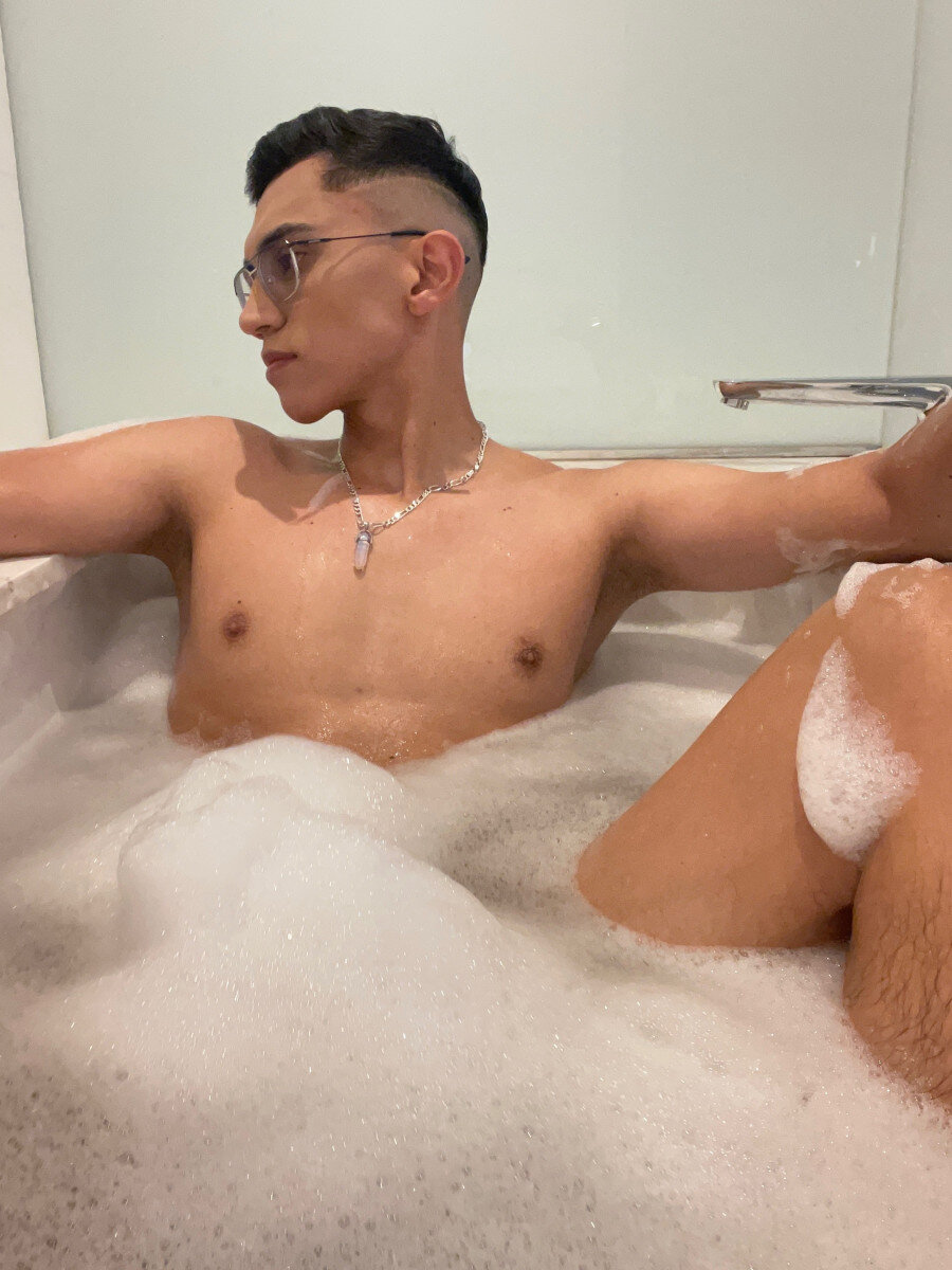 Yersonrincon (@yersonrincon), OnlyFans creator