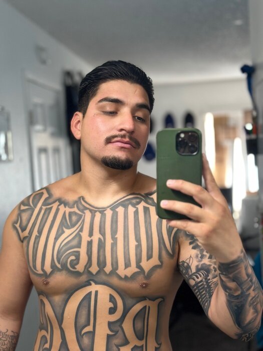 Yoboykenek (@yoboykenek), OnlyFans creator