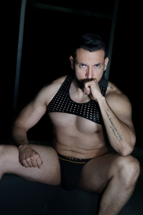Yoshuelg (@yoshuelg), OnlyFans creator