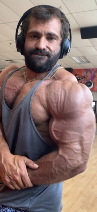 Youngmusclestud (@young_muscle_stud), OnlyFans creator