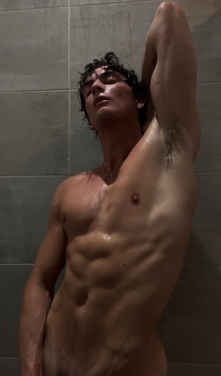 Your1loverboy (@your1loverboy), OnlyFans creator