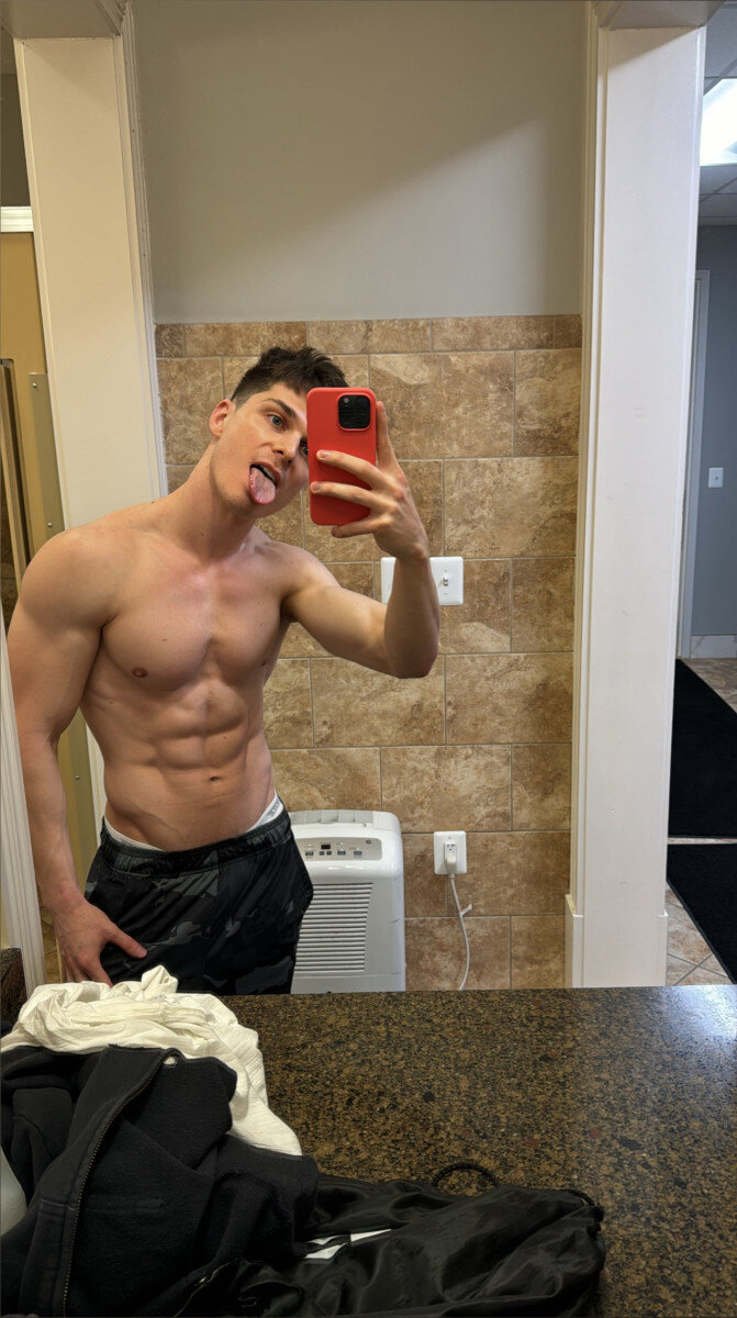 Yourboinickb (@yourboinickb), OnlyFans creator