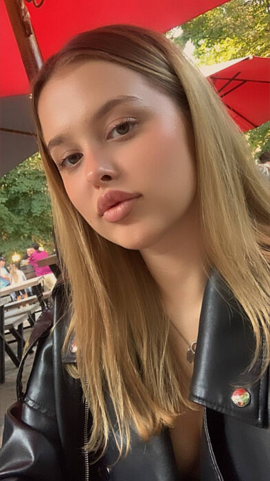 Yourdreamgirl (@yourdream_girl), OnlyFans creator