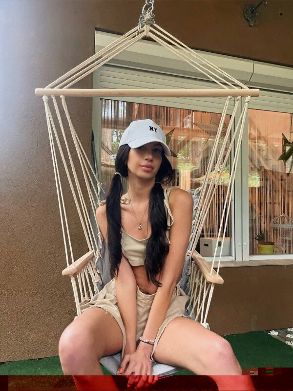 Yourelisen (@yourelisen), OnlyFans creator
