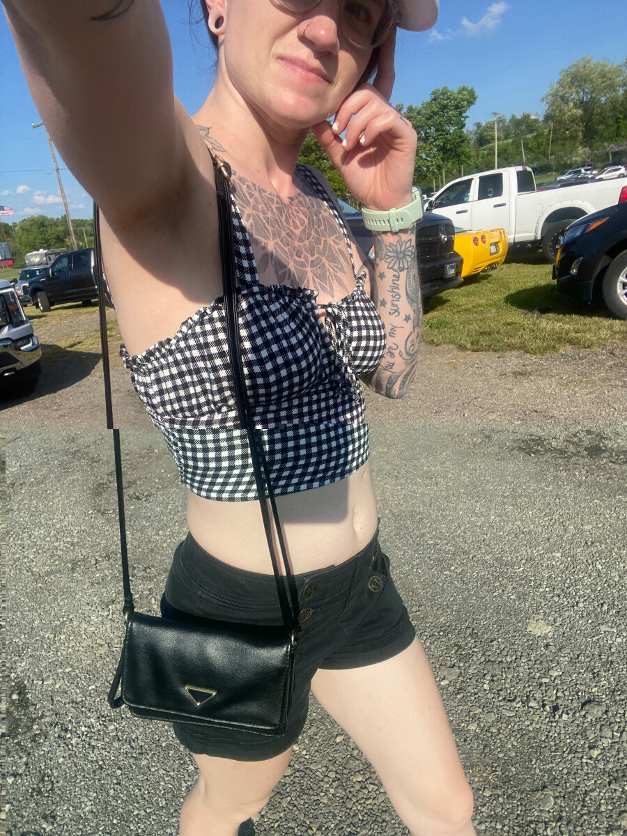 Yourfavoritefartgirl (@yourfavoritefartgirl), OnlyFans creator