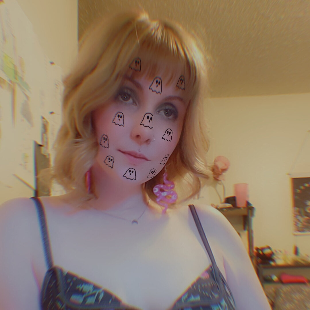 Yourlittlesiren (@yourlittlesiren), OnlyFans creator