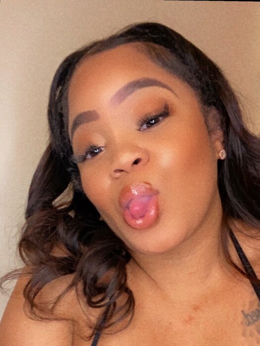 Yourofbae (@yourofbae), OnlyFans creator