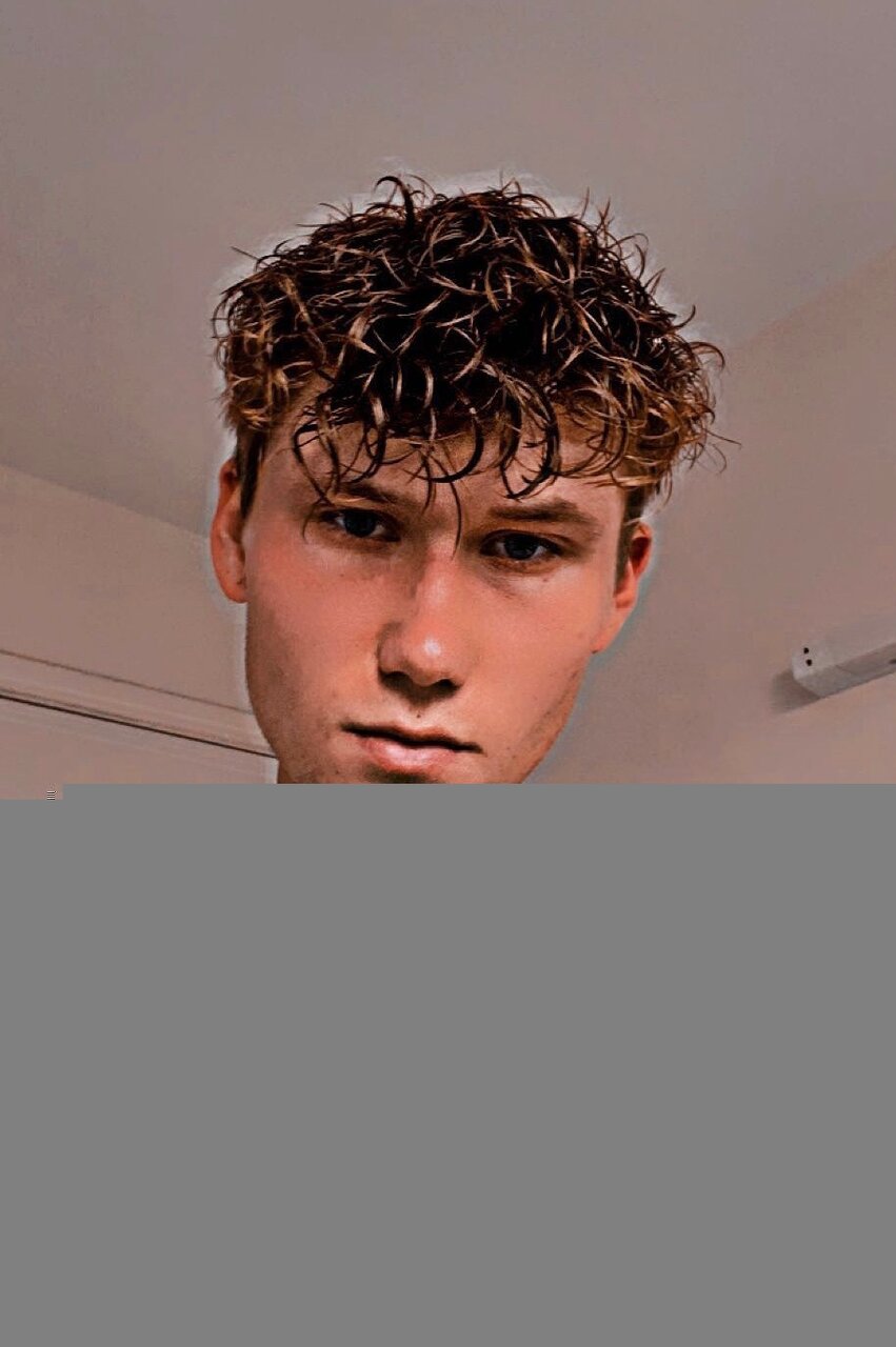 Yourstonedtwink (@yourstonedtwink), OnlyFans creator
