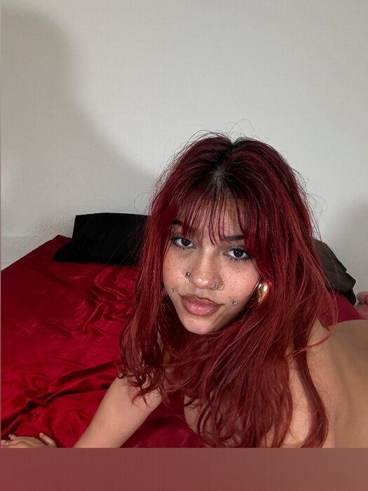 Yourxgoldfish (@yourxgoldfish), OnlyFans creator