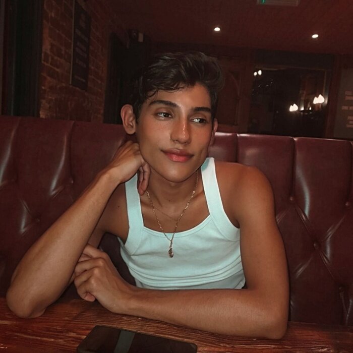 Yourxltwink (@yourxltwink), OnlyFans creator