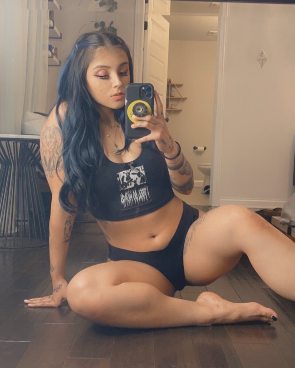 Yungnuggie (@yungnuggie), OnlyFans creator
