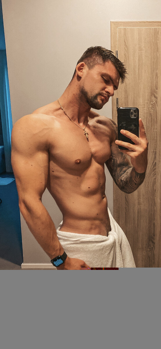 Yurasyvakfree (@yurasyvakfree), OnlyFans creator