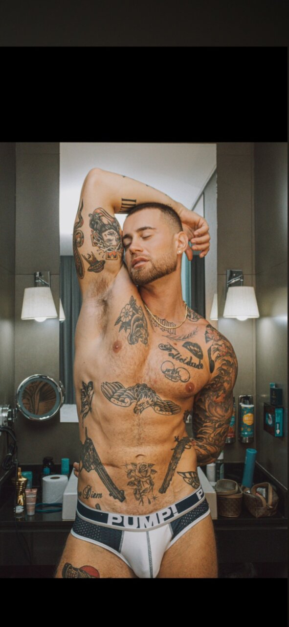 Yuribonottooficial (@yuribonotto.oficial), OnlyFans creator