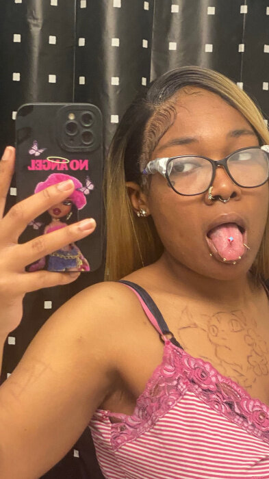 Zanime25 (@zanime25), OnlyFans creator