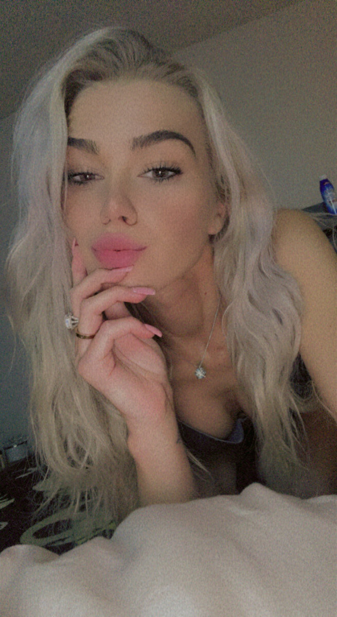 Zanzan044 (@zanzan044), OnlyFans creator