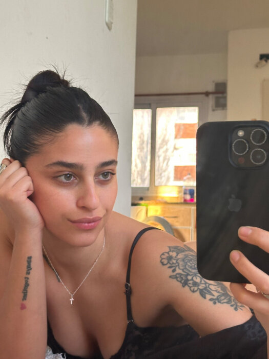 Zaragreco (@zaragreco), OnlyFans creator
