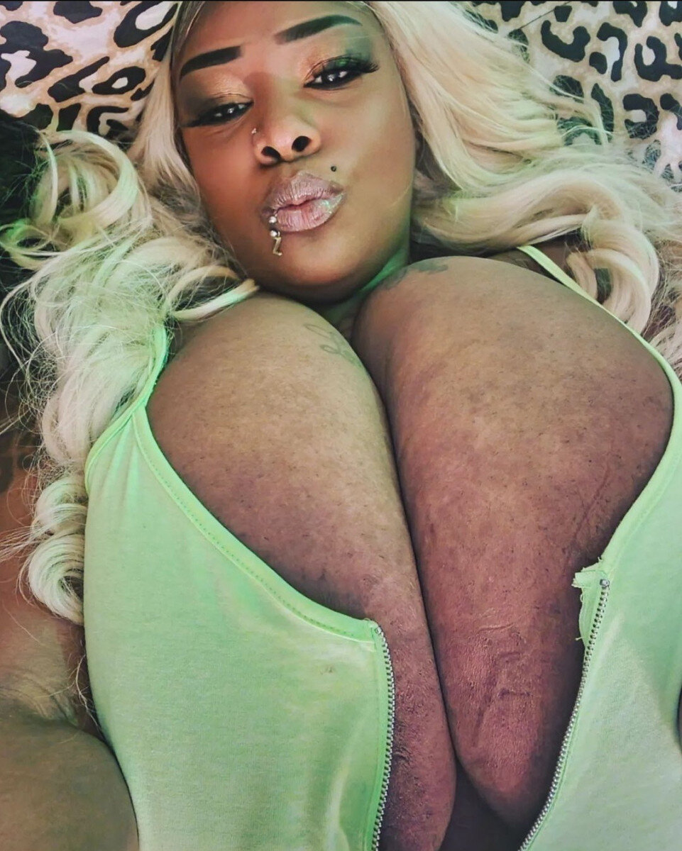 Zariahjune (@zariah_june), OnlyFans creator