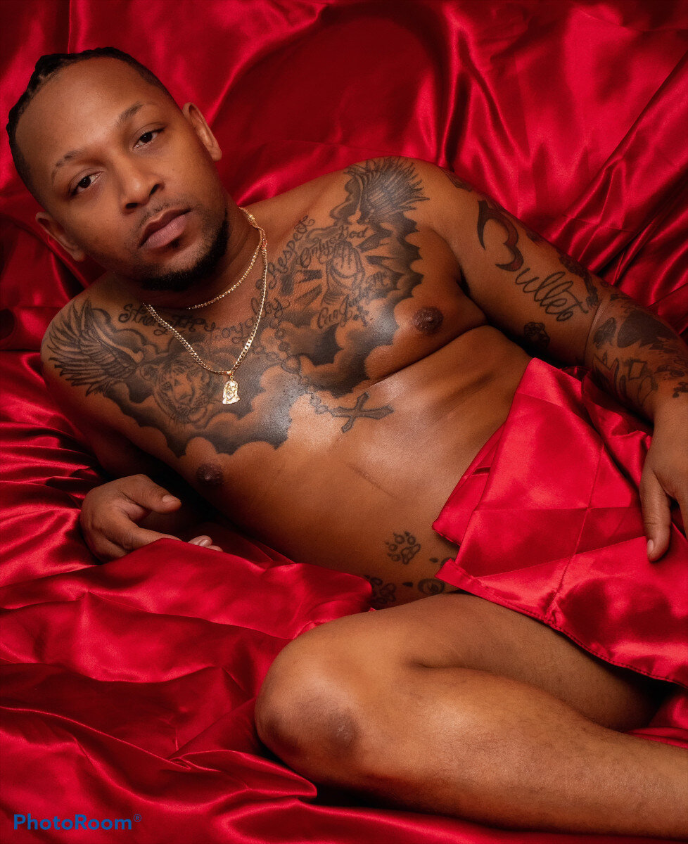 Zaybaybae11 (@zaybaybae11), OnlyFans creator