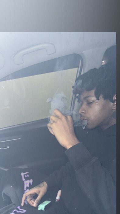 Zayornothing (@zayornothing), OnlyFans creator