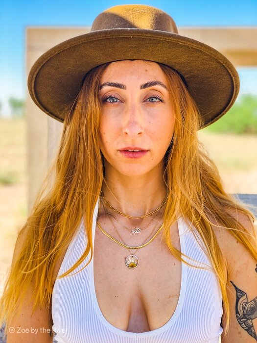 Zoebytheriver (@zoebytheriver), OnlyFans creator