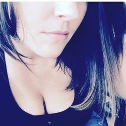 Zoey009889 (@zoey009889), OnlyFans creator