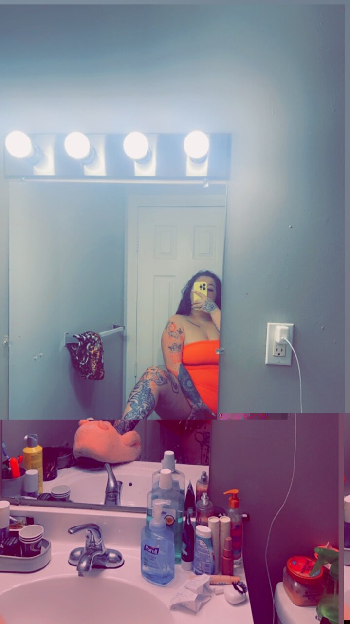 Zoeydollaz (@zoey_dollaz), OnlyFans creator
