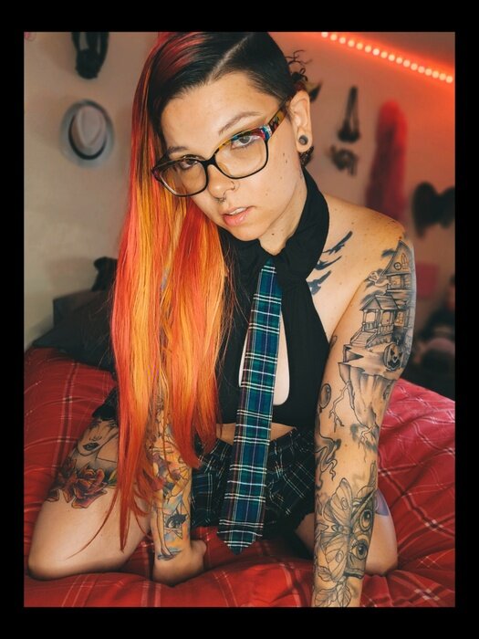 Zombxtina (@zomb.xtina), OnlyFans creator
