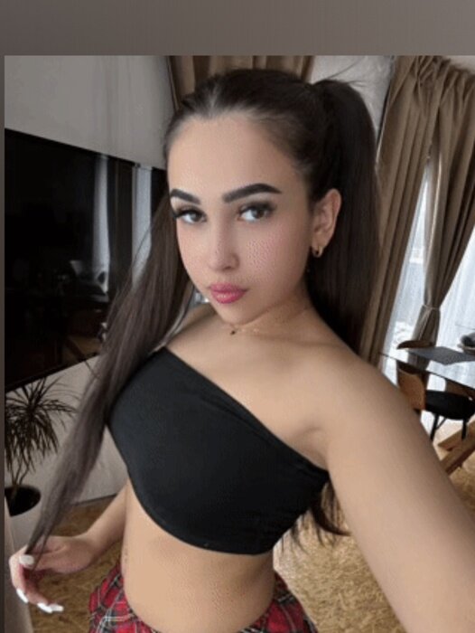 Zuzinkaa (@zuzinkaa), OnlyFans creator