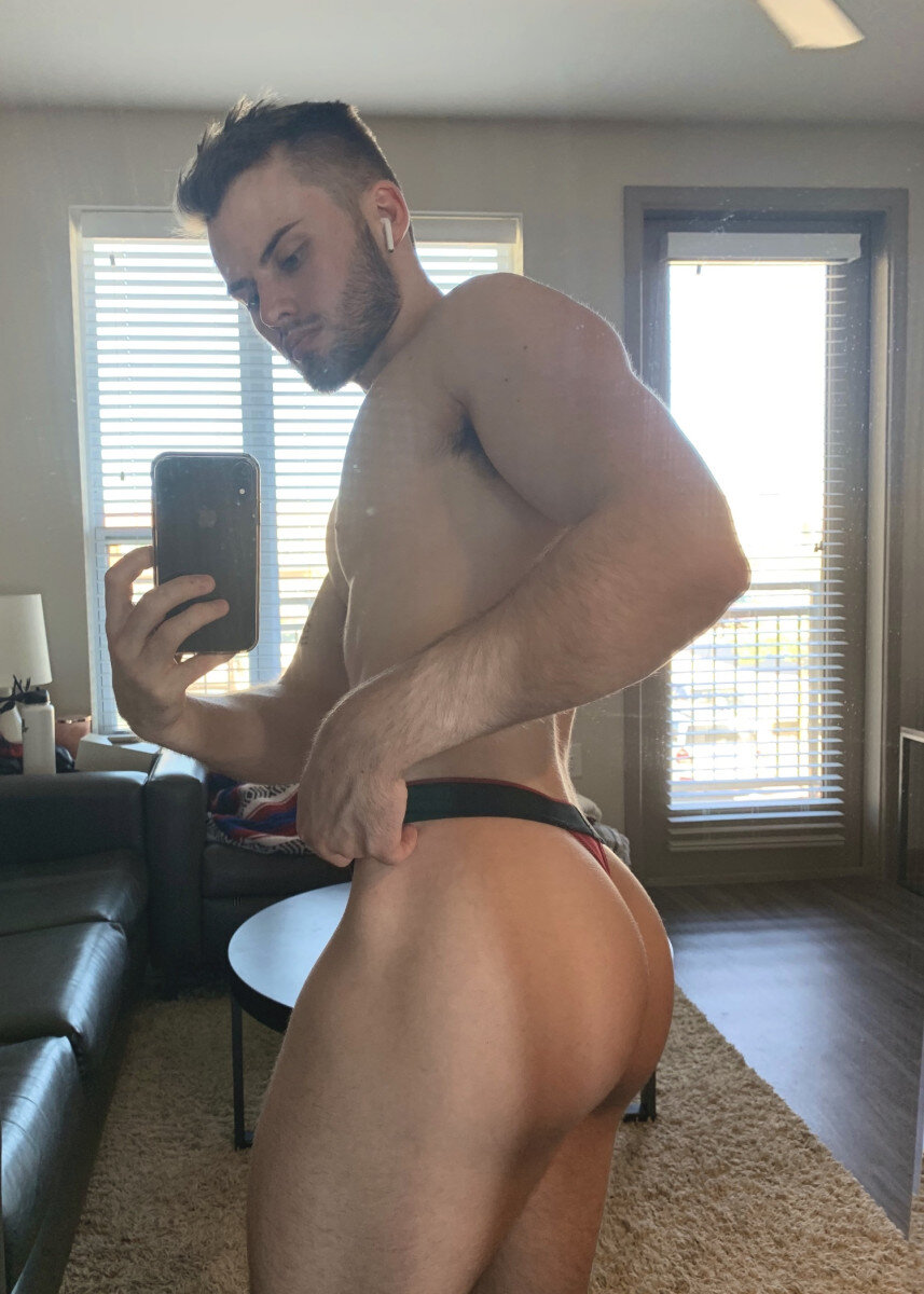 Zxcrxf (@zxcrxf), OnlyFans creator