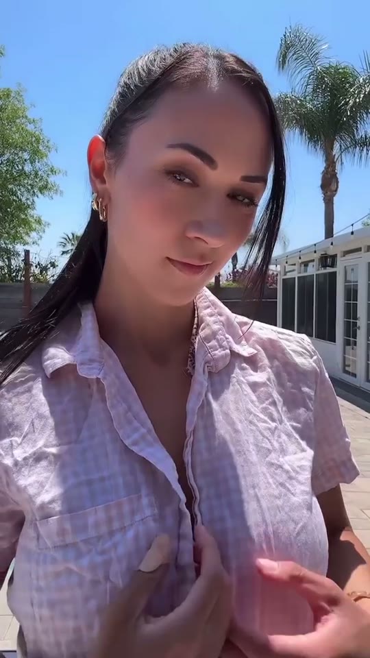 Sarahillustratesvip (@sarahillustratesvip) reel